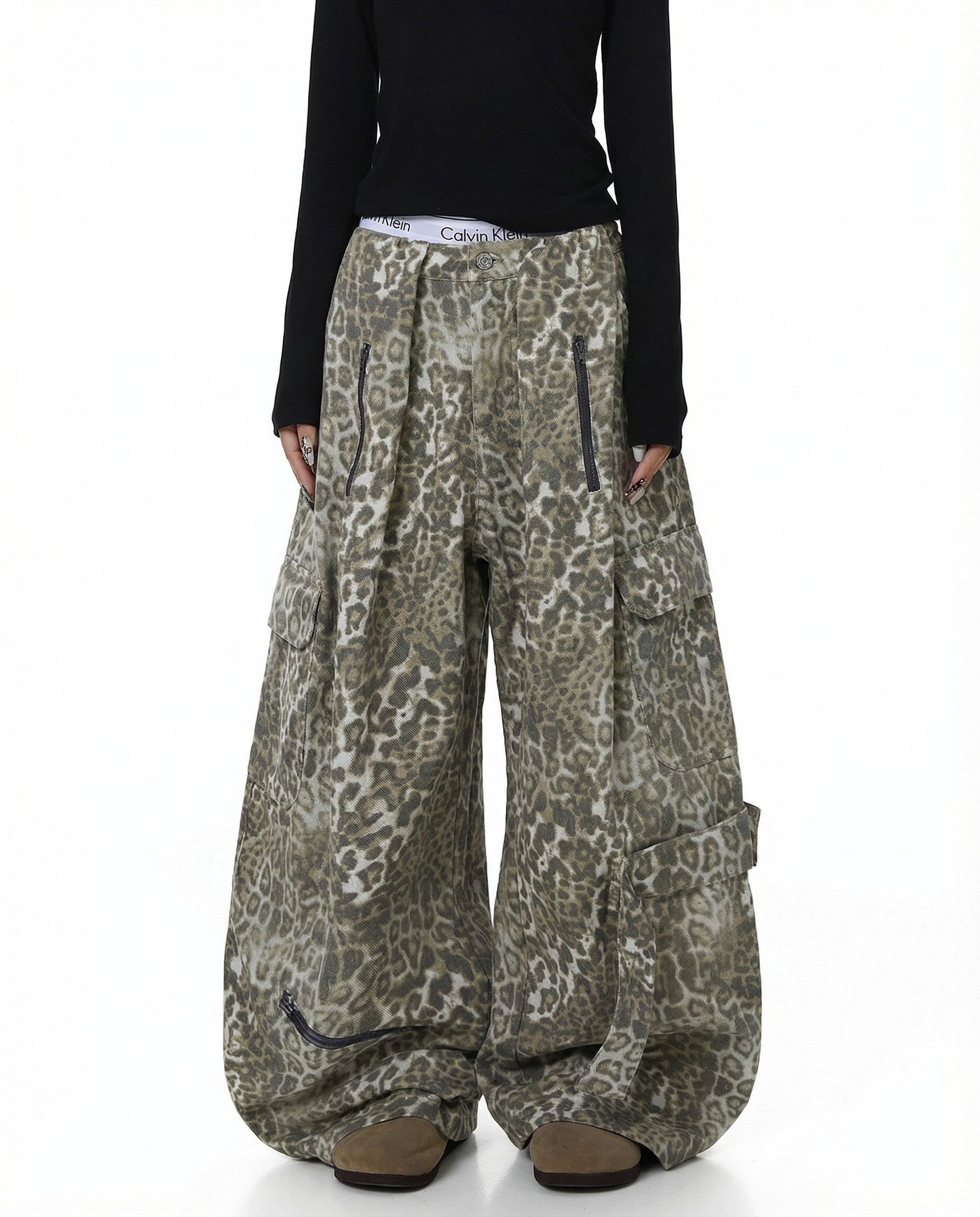 Multi Pockets Zip Leopard Unisex Baggy Cargo Jeans