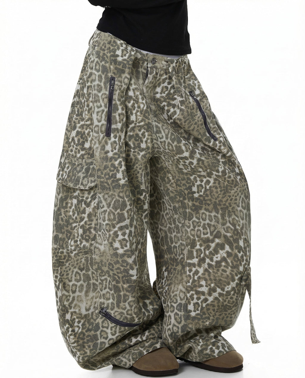 Multi Pockets Zip Leopard Unisex Baggy Cargo Jeans
