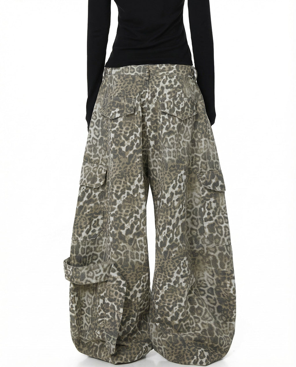 Multi Pockets Zip Leopard Unisex Baggy Cargo Jeans
