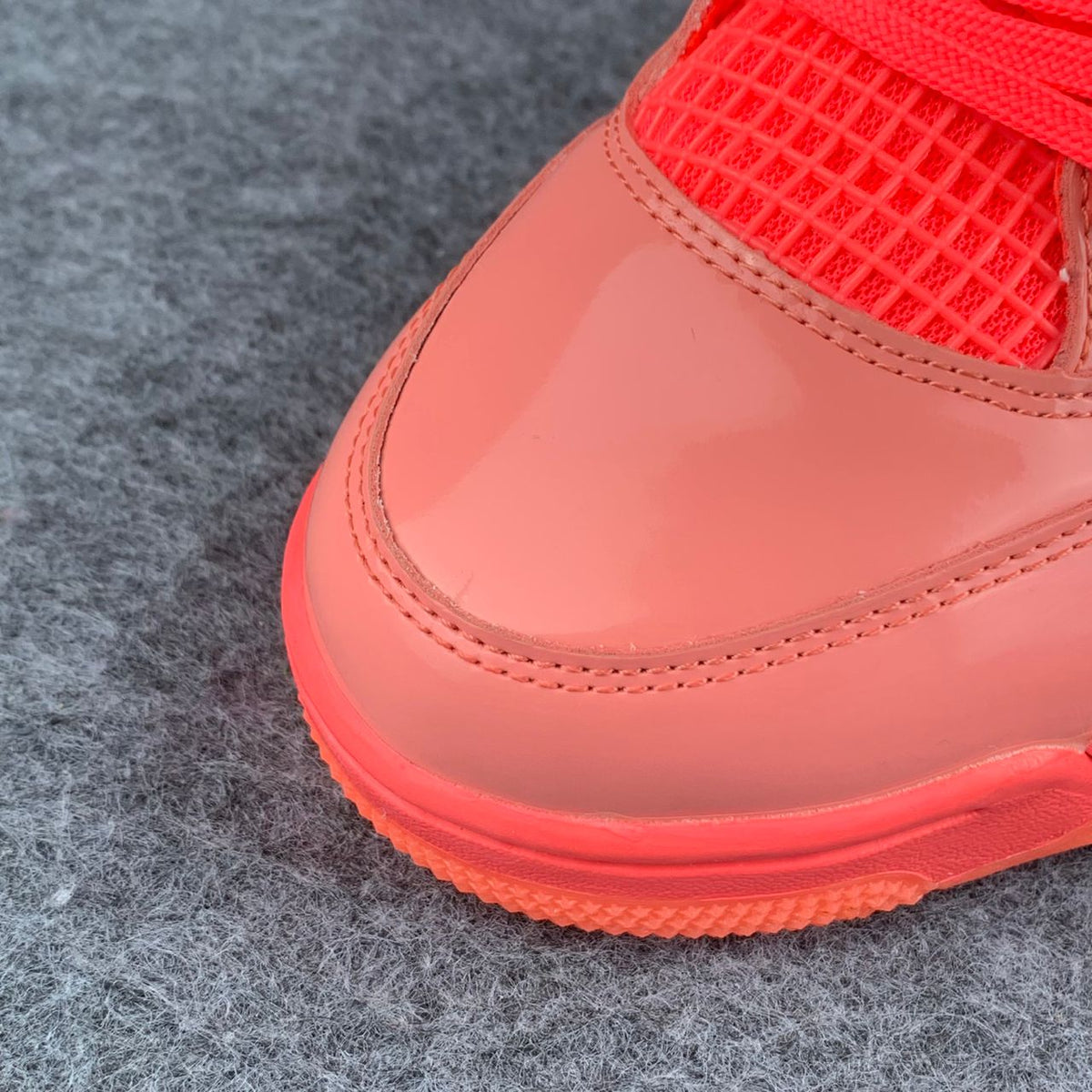 Wmns Air Jordan 4 Retro NRG 'Hot Punch'