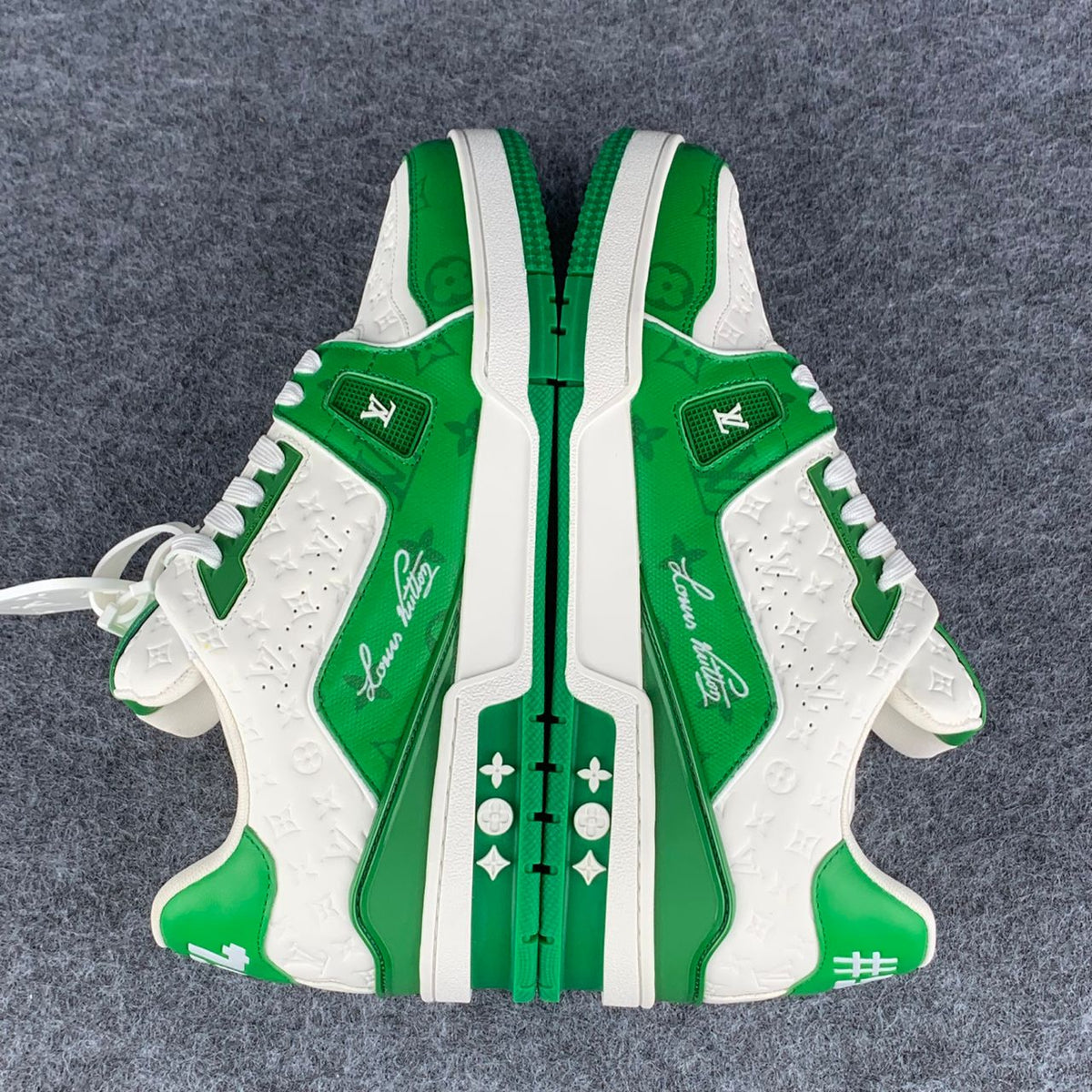 LV Trainer Low '#54 Signature - Green White'