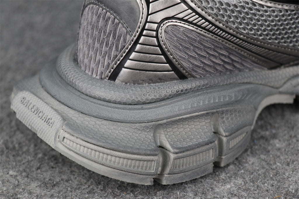 Balenciaga Wmns 3XL Sneaker 'Worn-Out - Grey'