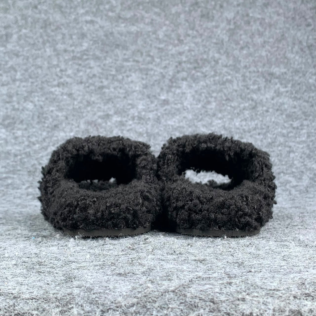 Balenciaga Wmns Furry Slides 'Black Red'