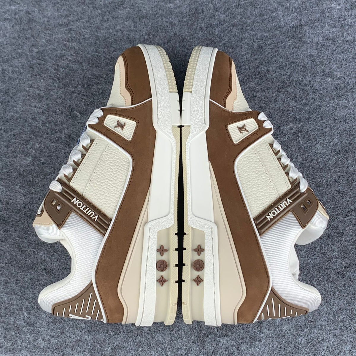 LV Trainer 'Mocha'