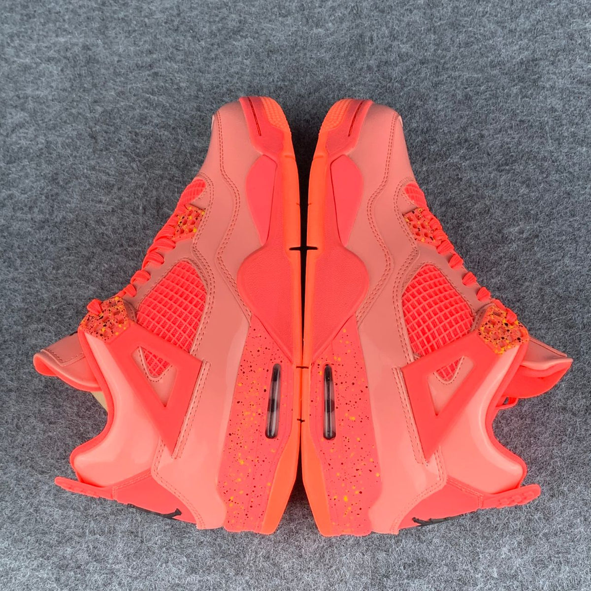 Wmns Air Jordan 4 Retro NRG 'Hot Punch'