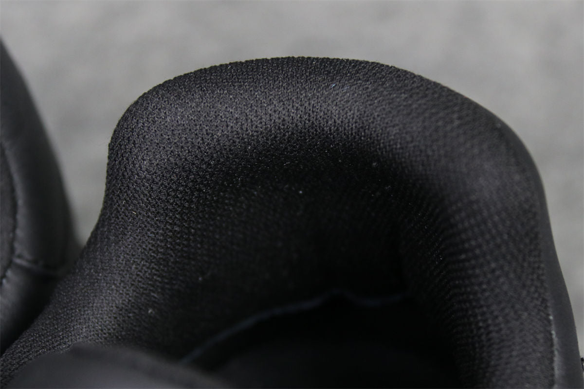 LV X Nigo Trainer 'Black Wool'
