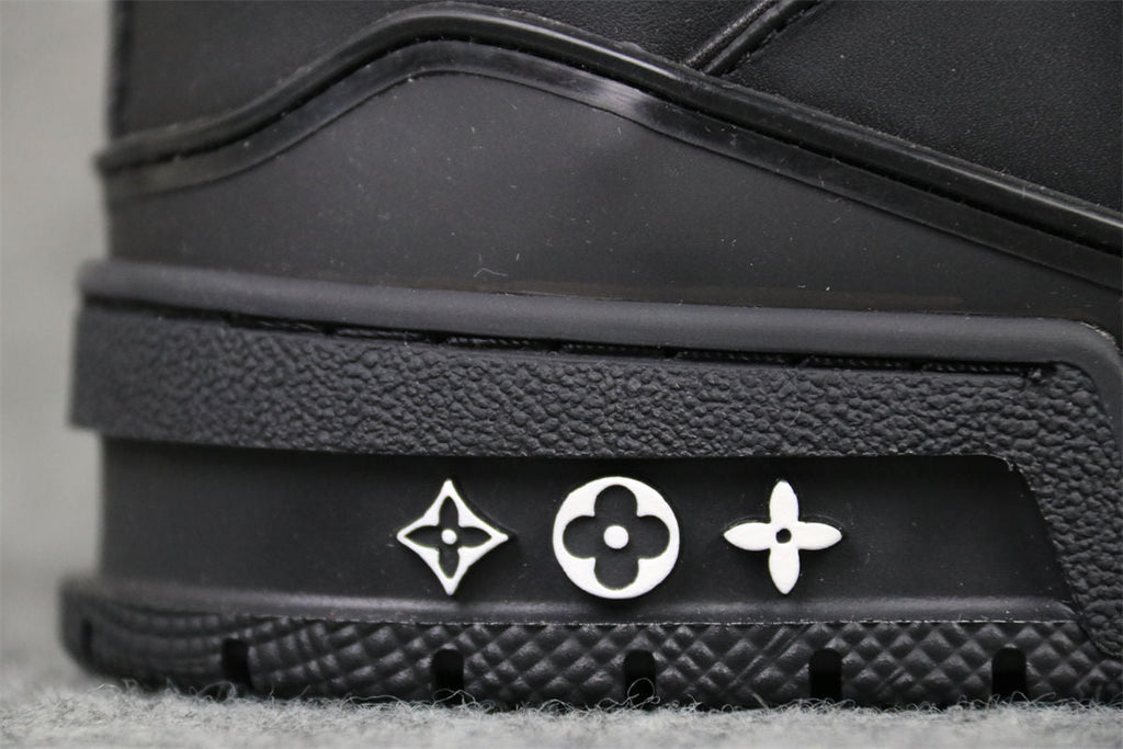 LV X Nigo Trainer 'Black Wool'