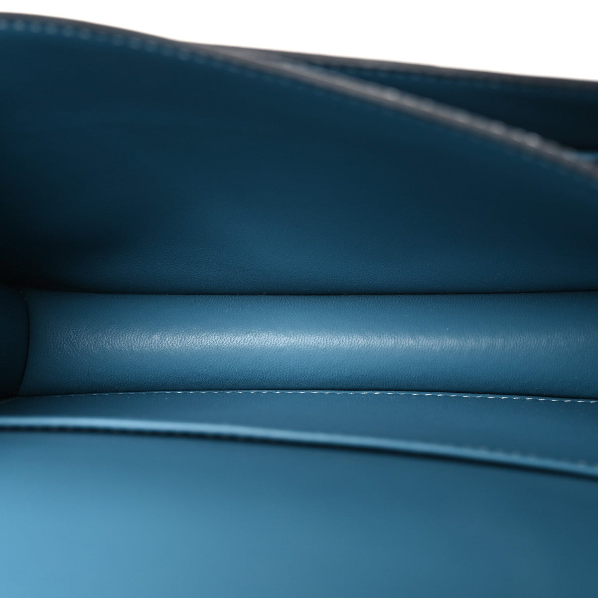 Epsom Constance 18 New Blue Jean