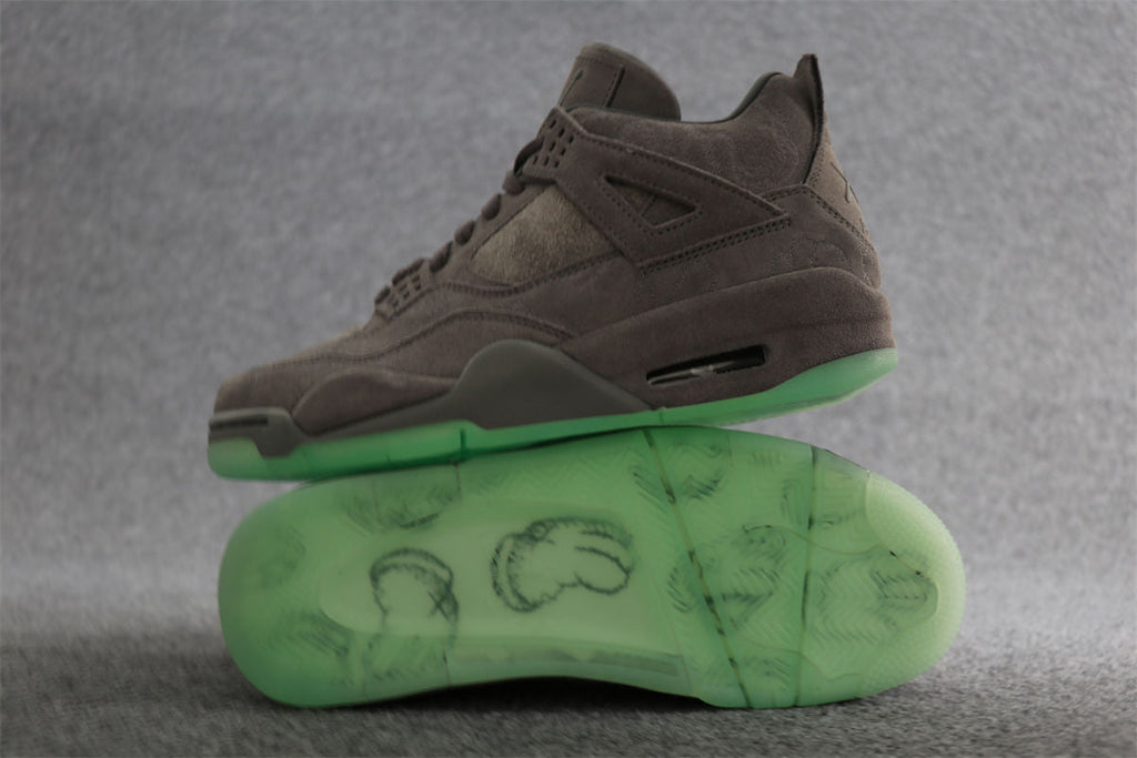 KAWS x Air Jordan 4 Retro 'Cool Grey' Sample