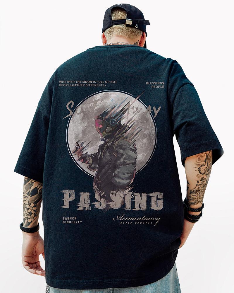 Oversize Streetwear Astronaut Graphic T-Shirt