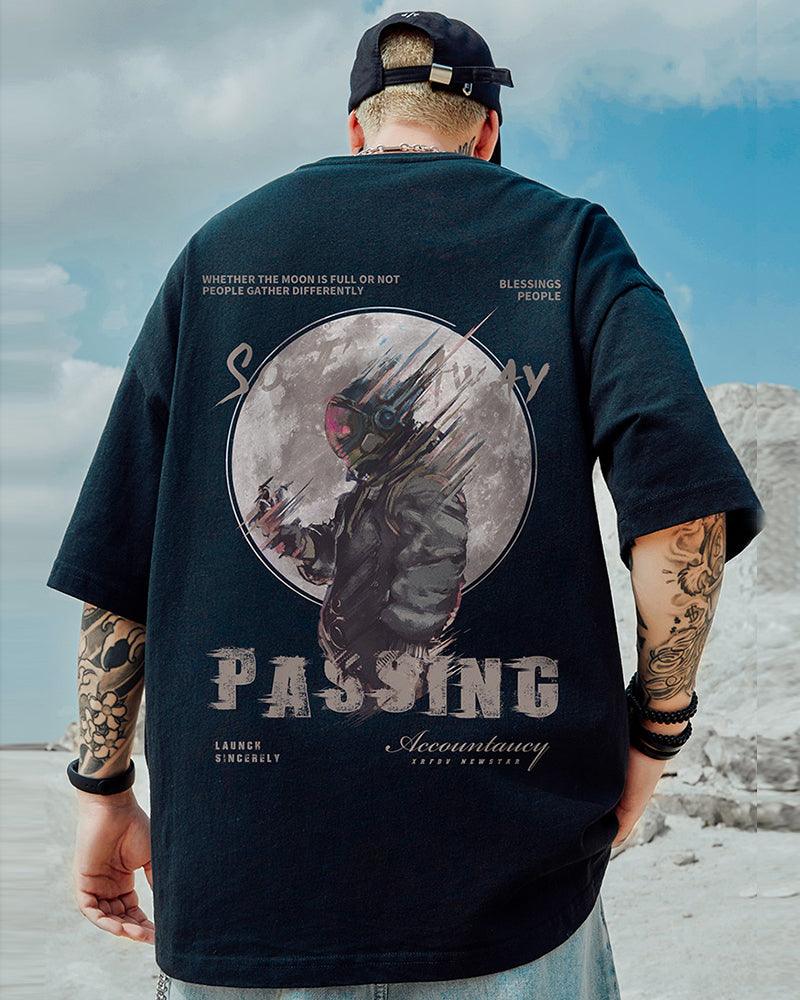 Oversize Streetwear Astronaut Graphic T-Shirt