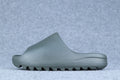 Yeezy Slides 'Granite'