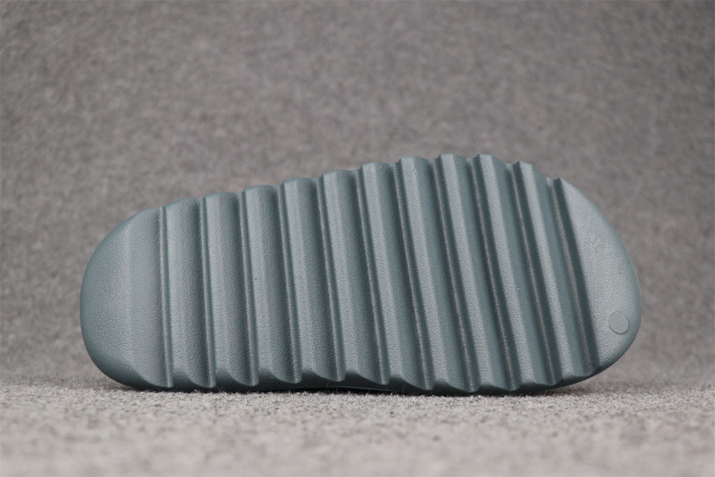 Yeezy Slides 'Slate Marine'